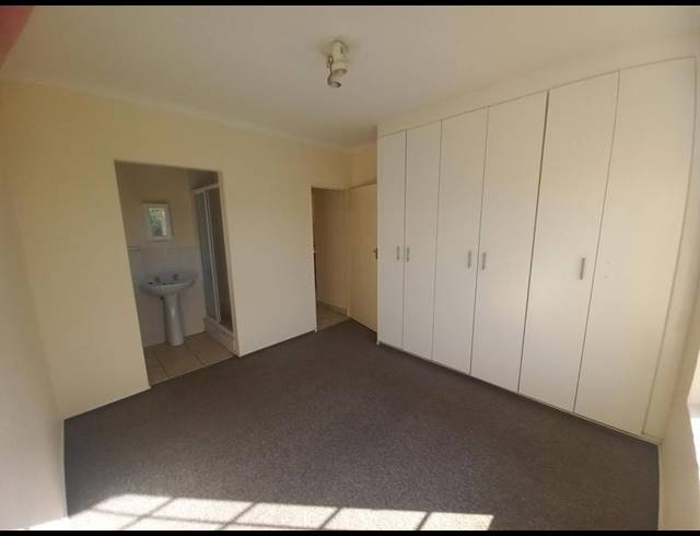 2 BEDROOM APARTMENT FOR SALE IN STRUBENSVALLEI